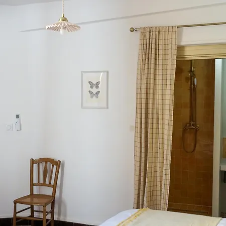 Casaia - La Cigale - Avec Salle De Bain Privee Appartement *